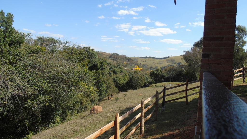 Chales Pedacim Du Ceu Bueno Brandão Exteriör bild