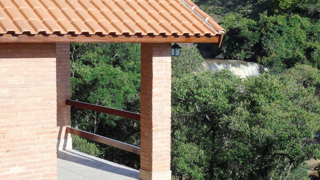 Chales Pedacim Du Ceu Bueno Brandão Exteriör bild